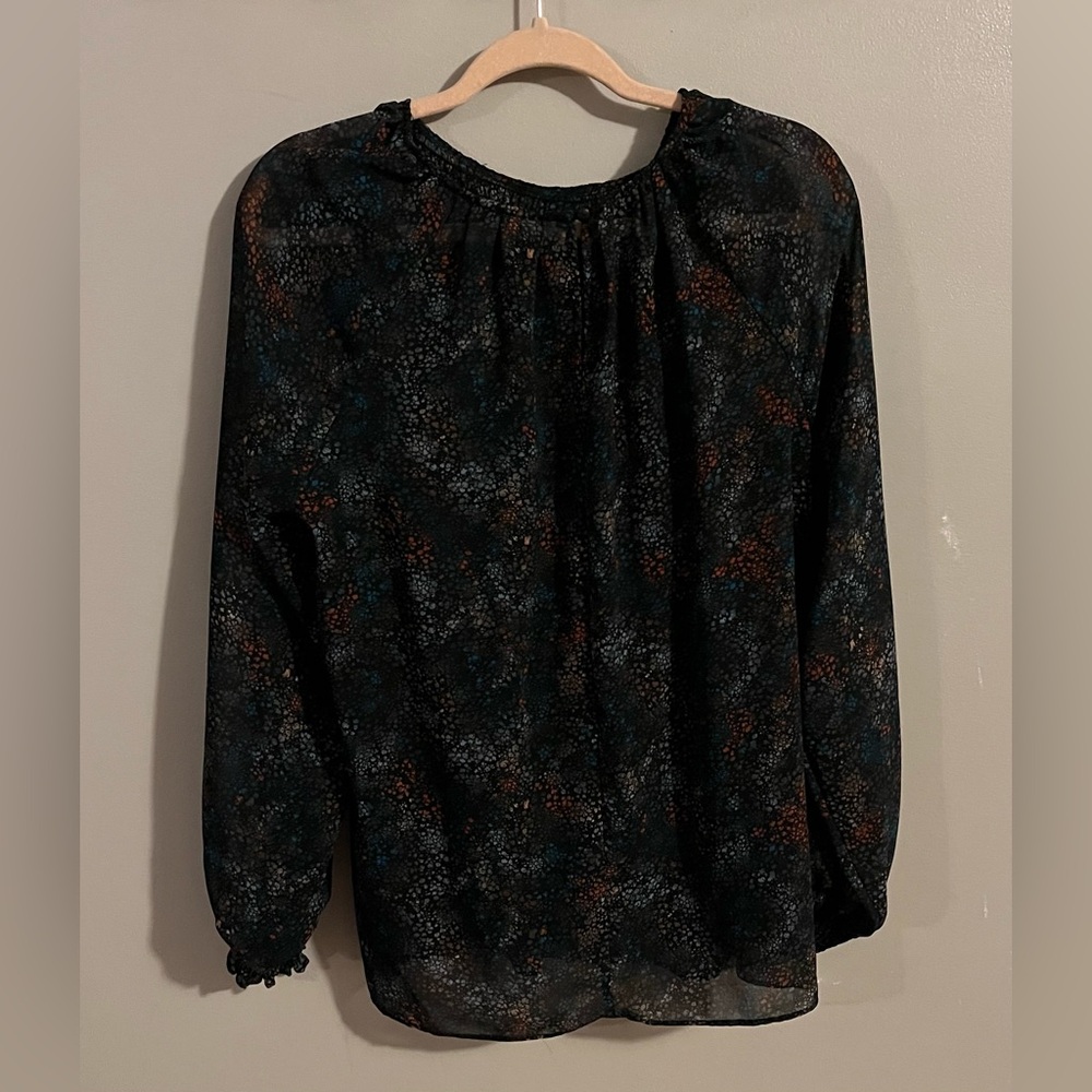Women's Black Printed Long-Sleeve Blouse - Picture 6 of 6